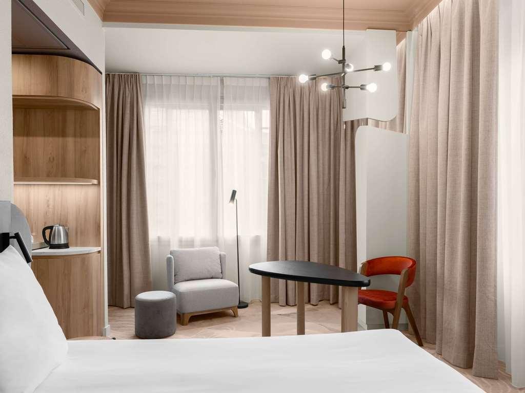 Hotel Moevenpick Centre 4*
