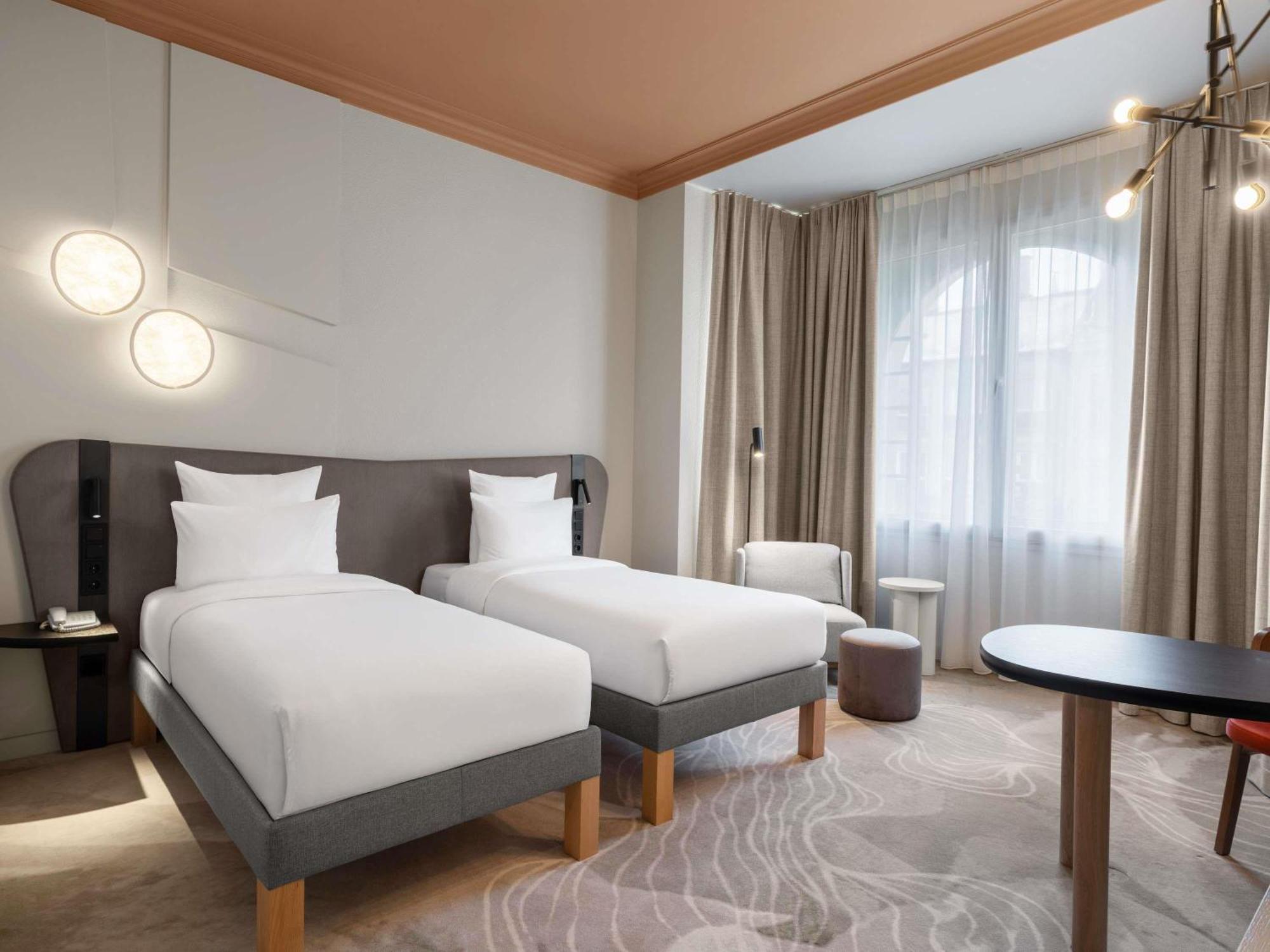 Готель Moevenpick Centre Будапешт